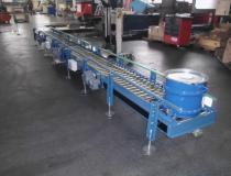 RMZ Fördertechnik - Angetriebene Rollenbahn für Fasstransport RMZ Fördertechnik - Angetriebene Rollenbahn für Fasstransport